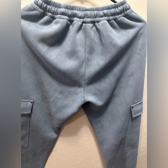 Kuwalla Oversized One Set - Picture 11 of 11